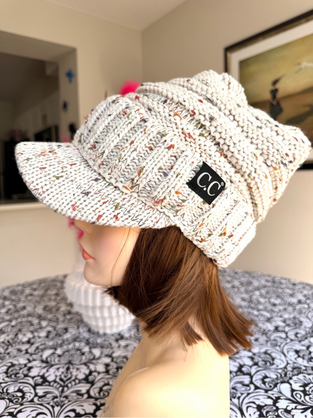 C.C. Exclusives Cream Tweed Knit Newsboy Cabbie Hat - Picture 3 of 11